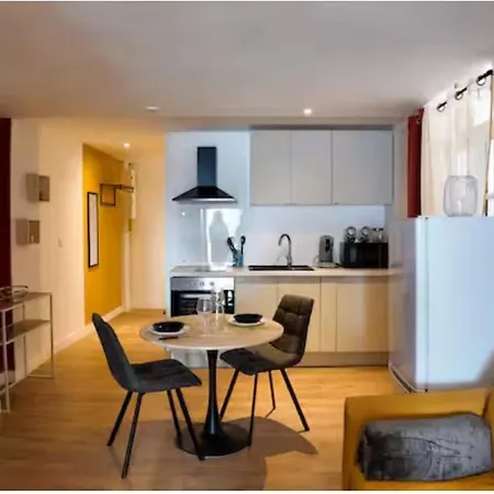 Cosy T2 Avec Extérieur Et Vue *