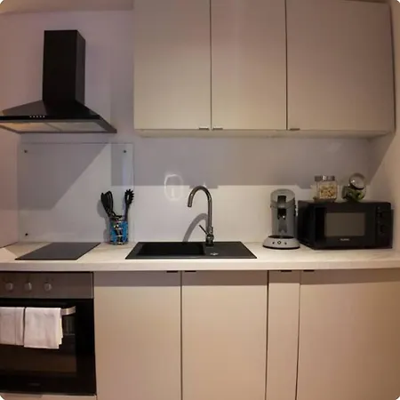 Cosy T2 Avec Extérieur Et Vue Appartement